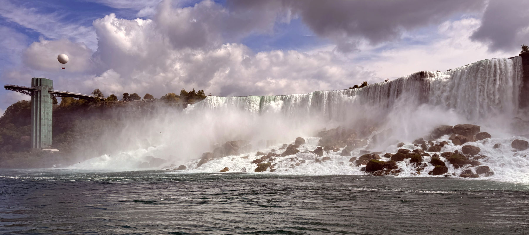 Niagra Falls from the tour boat.