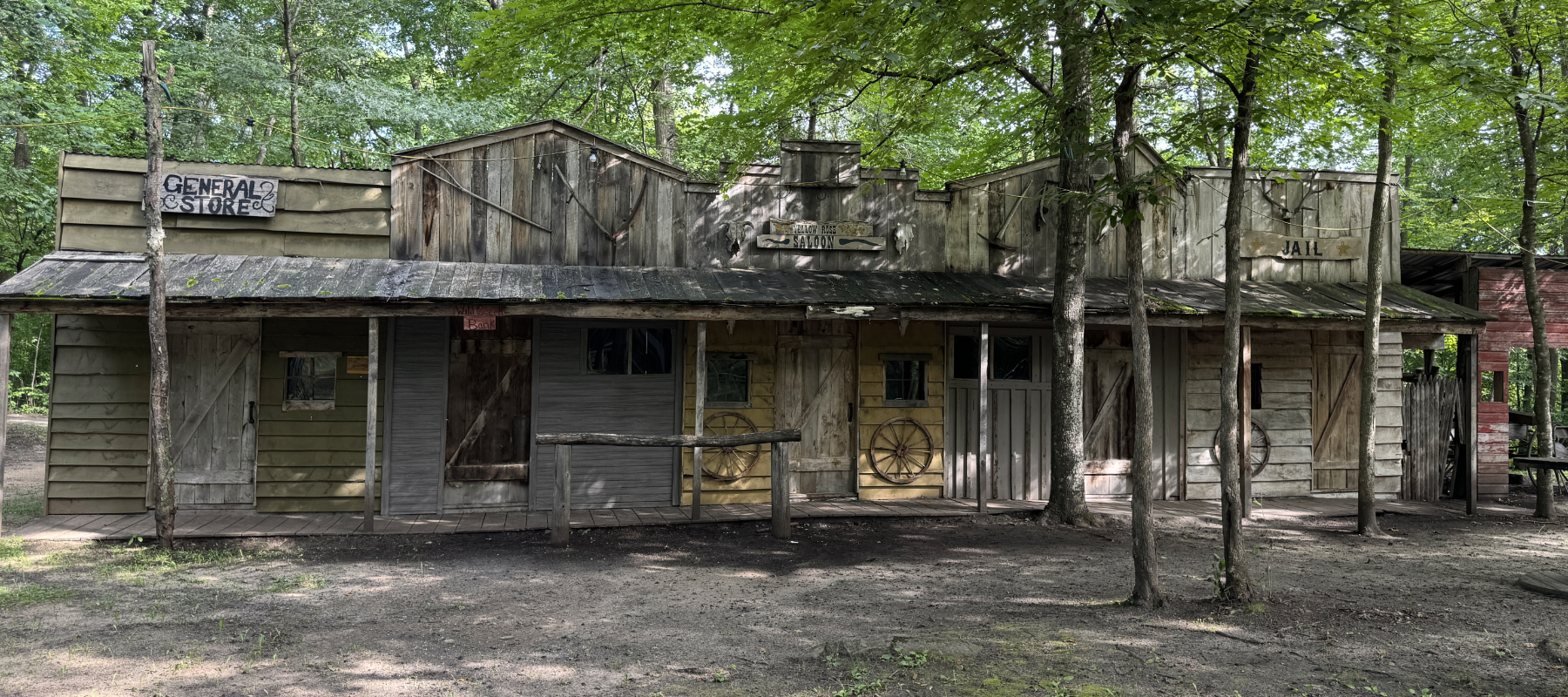 El Rancho Manana Campground - old west villiage.