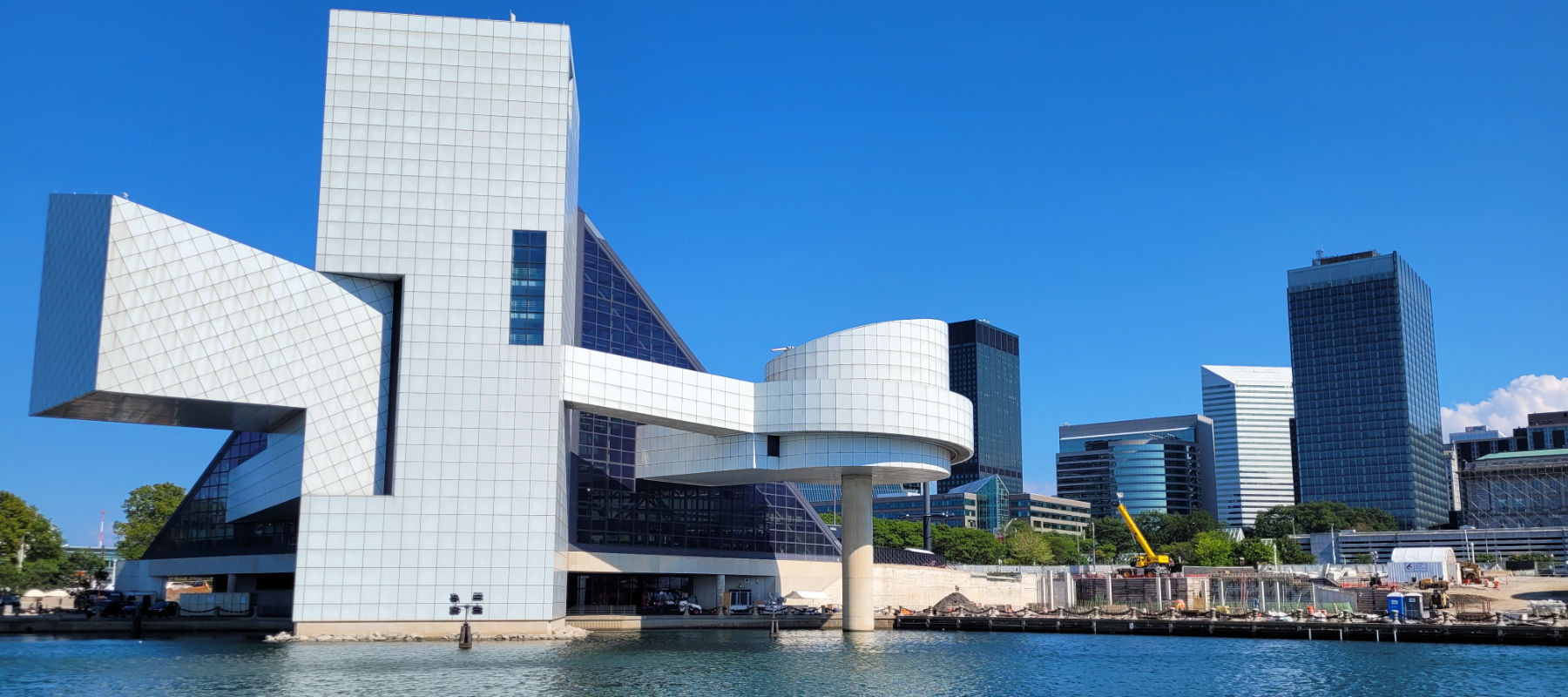 Skyline, back of Rock-n-Roll Hall of Fame.